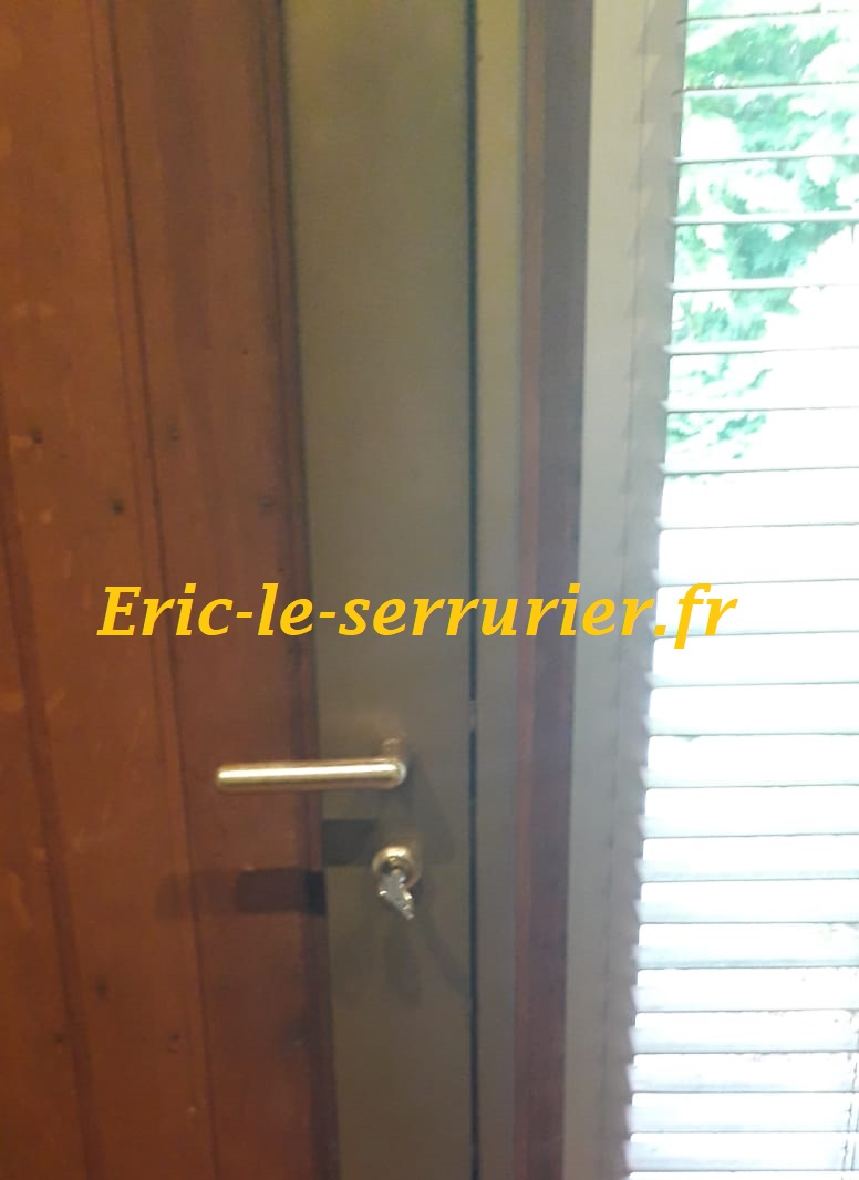 Remplacement de serrure de porte